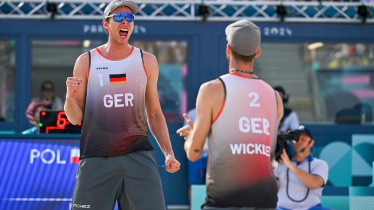 Beachvolleyball: Ehlers/Wickler im Viertelfinale