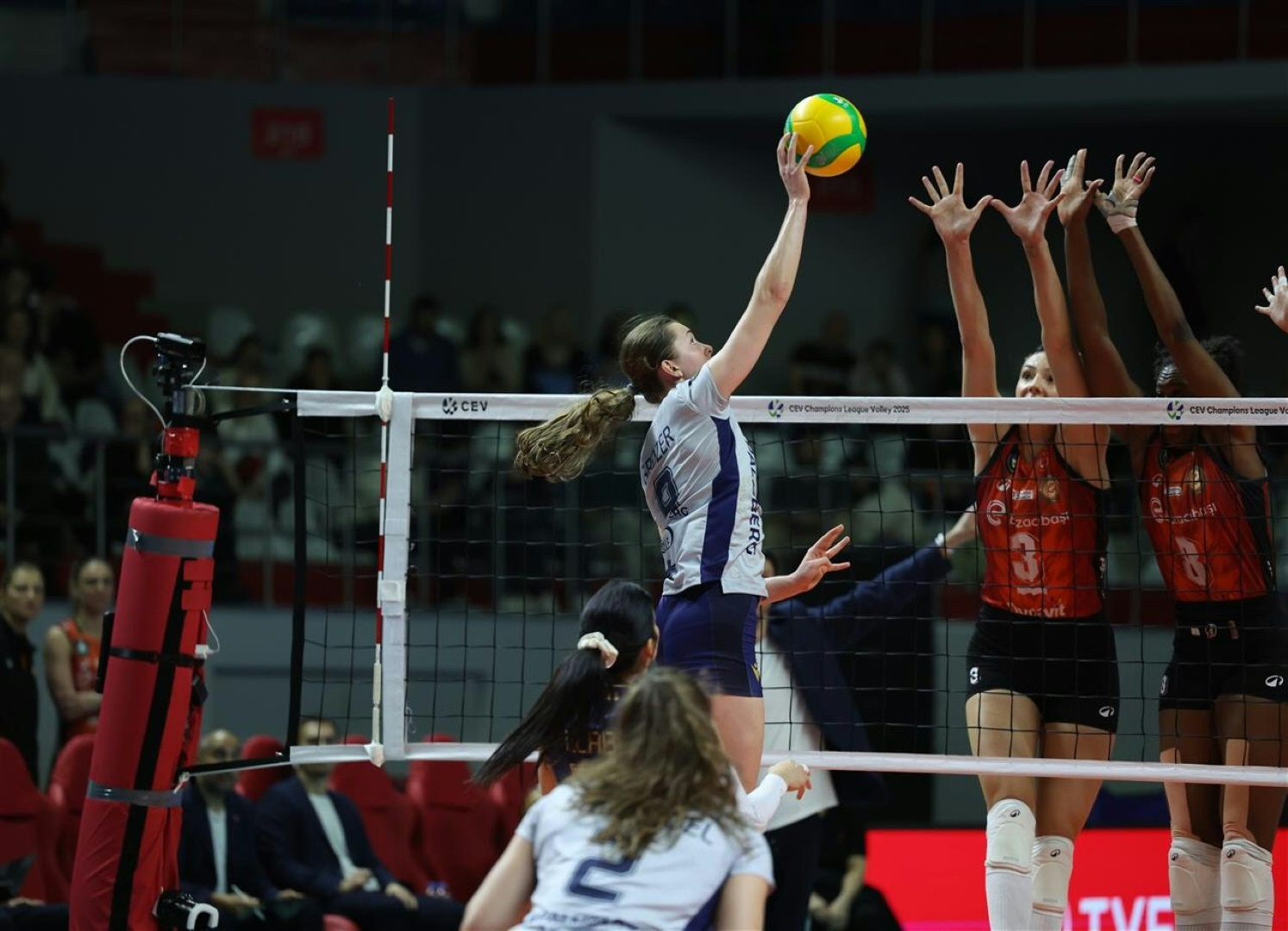 Schwerin muss sich in Istanbul geschlagen geben  (Foto: CEV/CEV)