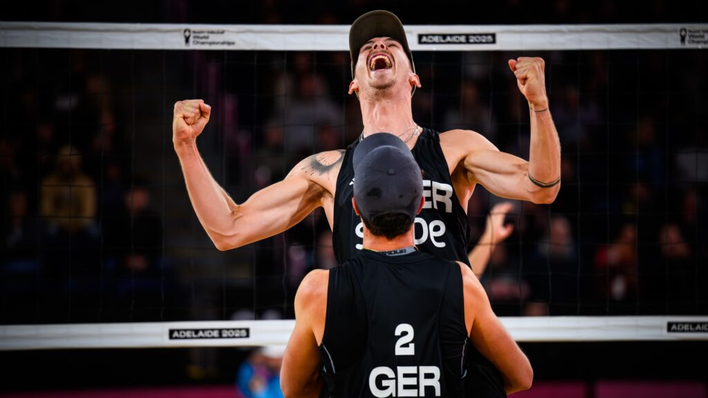 Auf dem Thron: Lukas Pfretzschner ist erstmals Beachvolleyballer des Jahres (Foto: volleyballworld)
